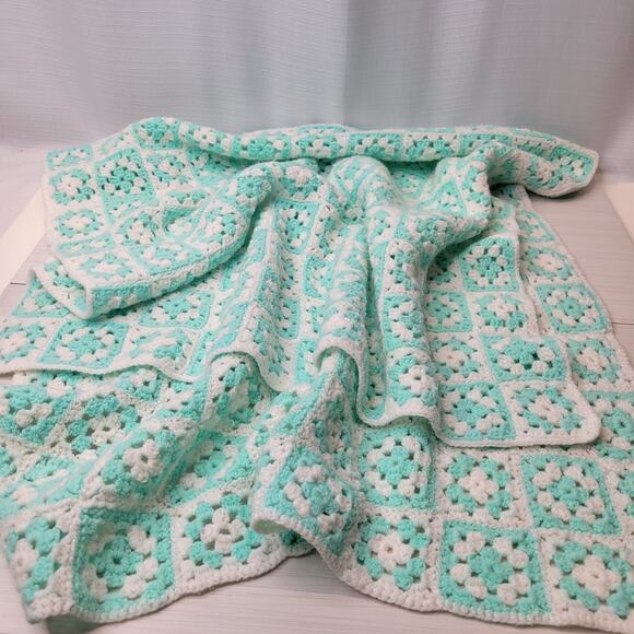 Vintage Mint and White Crochet Baby Blanket or Shawl, 28x52" - Picture 4 of 9